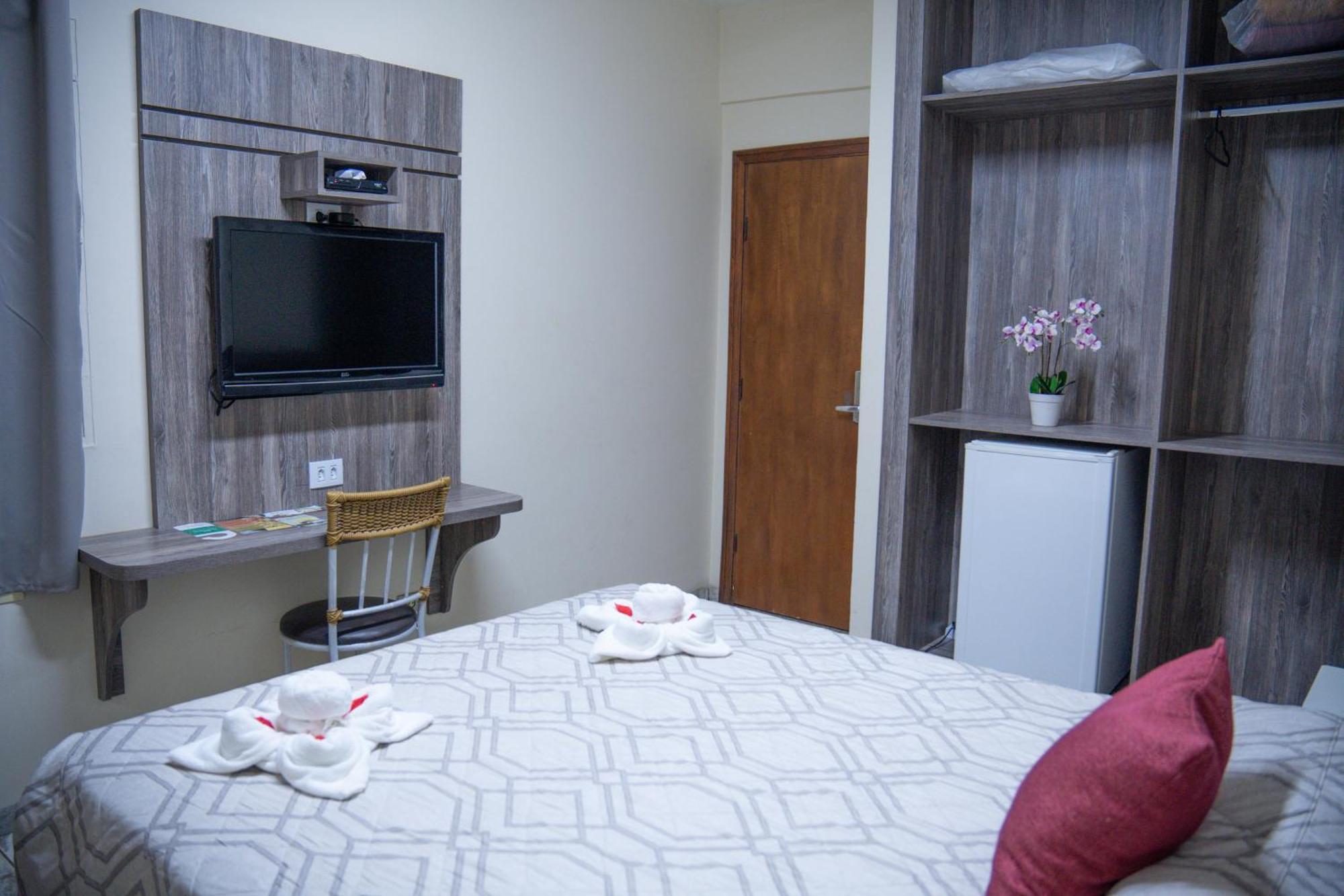 Hotel Internacional Кампо Гранде Екстериор снимка